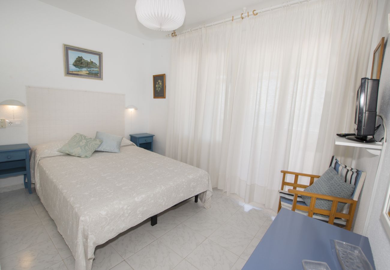 Apartamento en Calpe - A74 EDIFICIO RIO 1º PTA 1