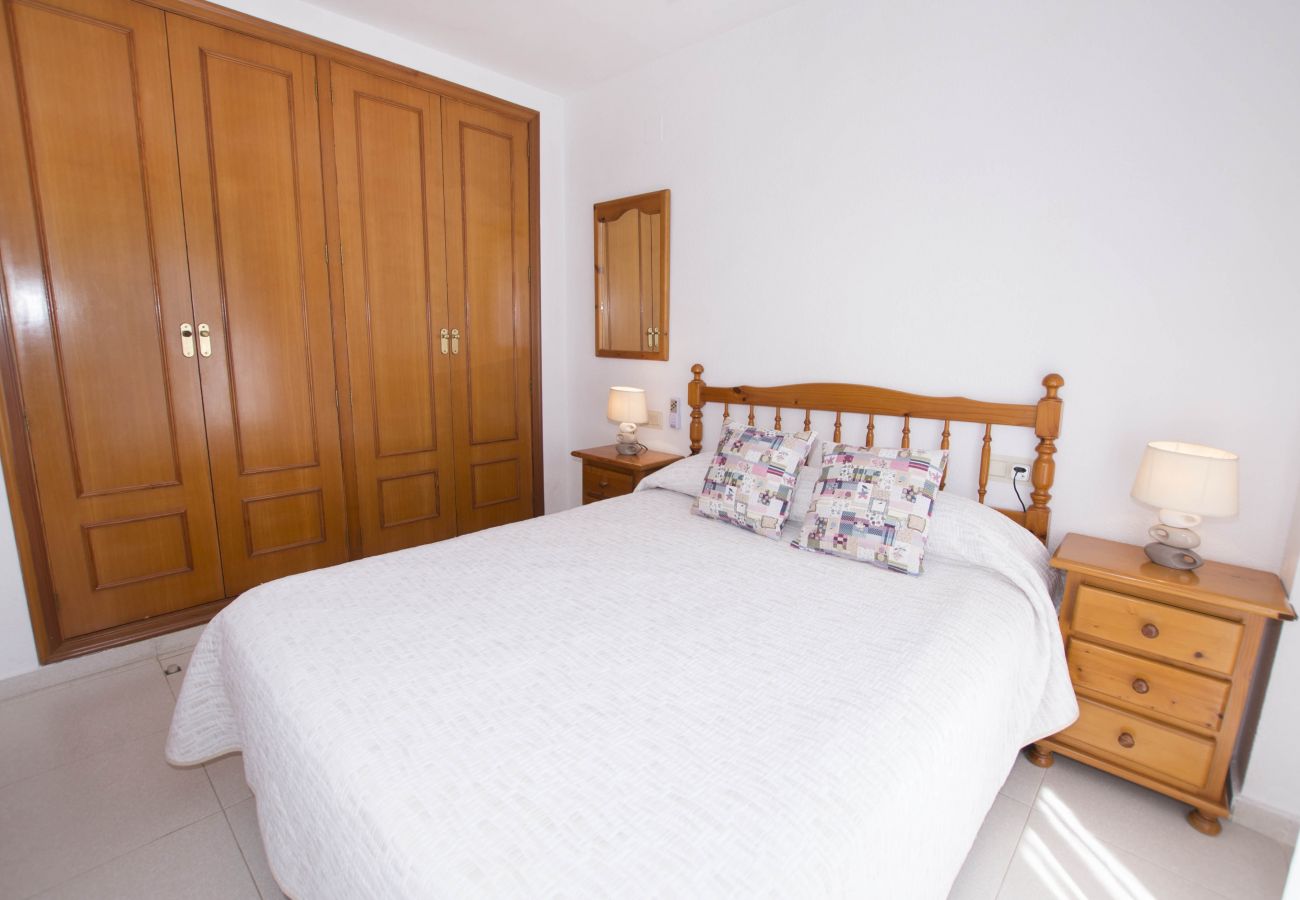 Apartamento en Calpe - A57 EDIFICIO LA REINA 2º 12