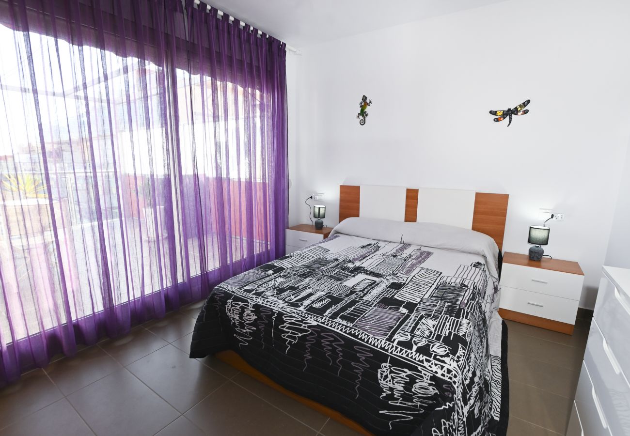 Apartamento en Calpe - A17 EDIFICIO BORUMBOT 2 ESC 1 PTA 13 ATICO