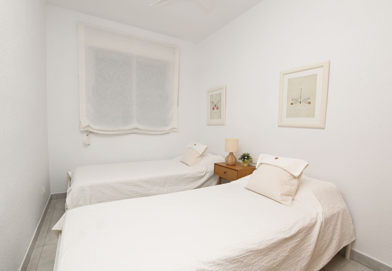 Appartement in Calpe - A23 APOLO 4 ESC 3 3-10