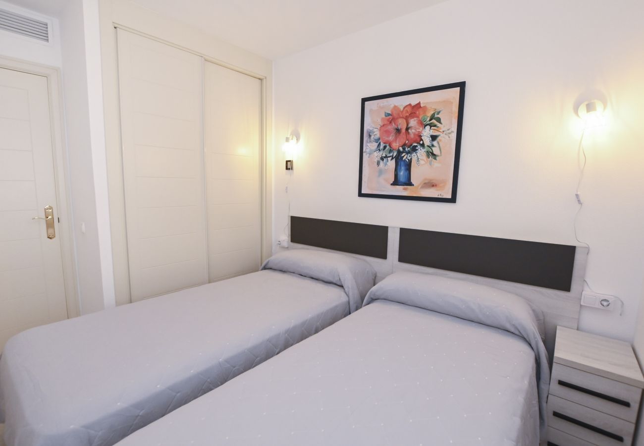 Apartment in Calpe / Calp - A111 TURQUESA BEACH 412D