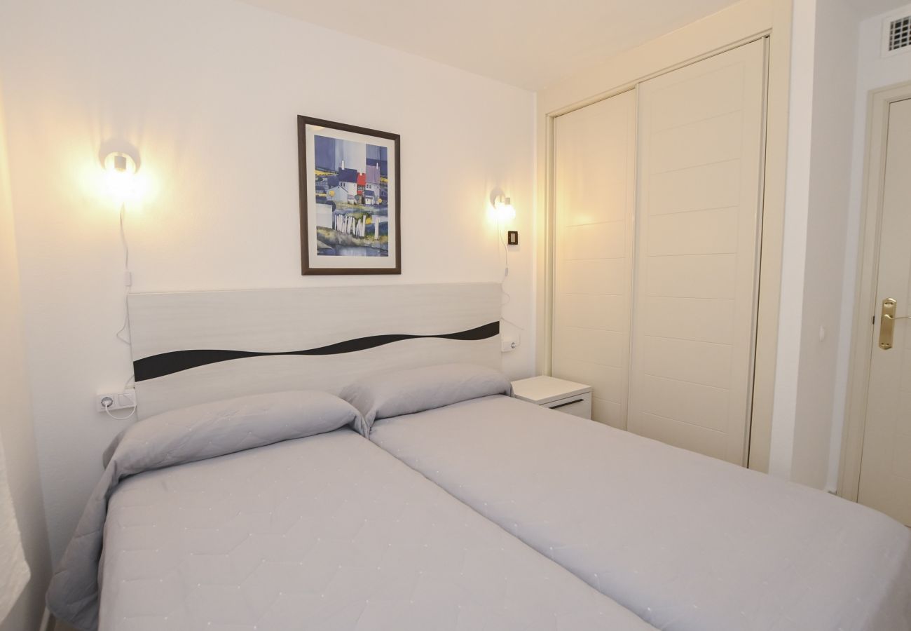 Apartment in Calpe / Calp - A111 TURQUESA BEACH 412D