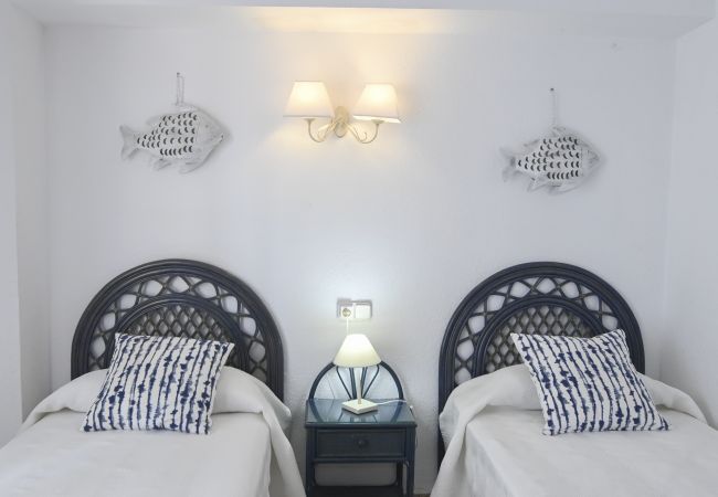 Апартаменты на Calpe - A40 CALPEMAR  C 8º 32 Апартаменты на Calpe - A40 CALPEMAR  C 8º 32