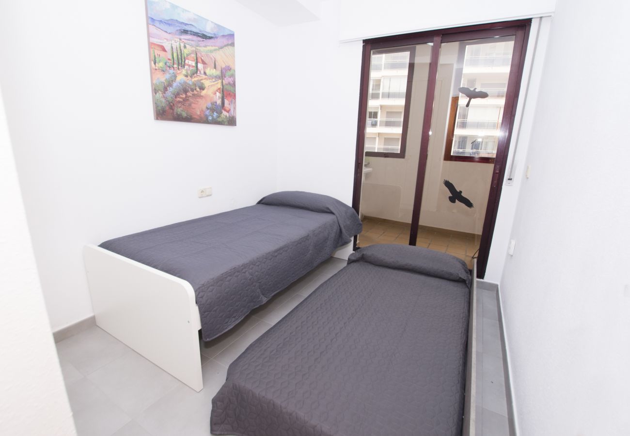 Апартаменты на Кальпе / Calpe - A34 CALPE PLAYA 8 º - D
